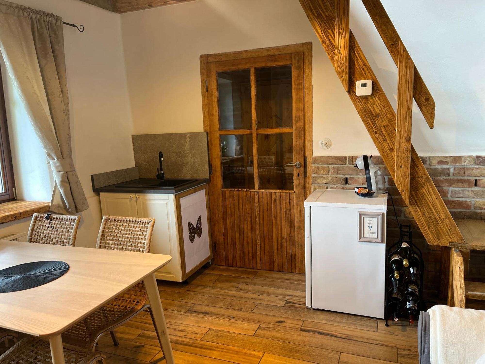 Apartmány pod Kozákem Velké Popovice Exterior foto